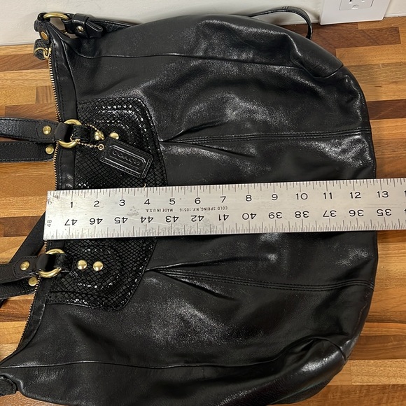 Coach Carryall Ashley Vermillion Purse Satchel Black Cowhide Leather Bag - Picture 11 of 11